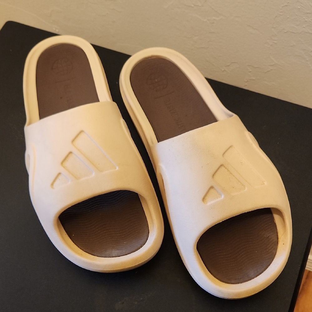 Adidas Cream Slide Sandals
